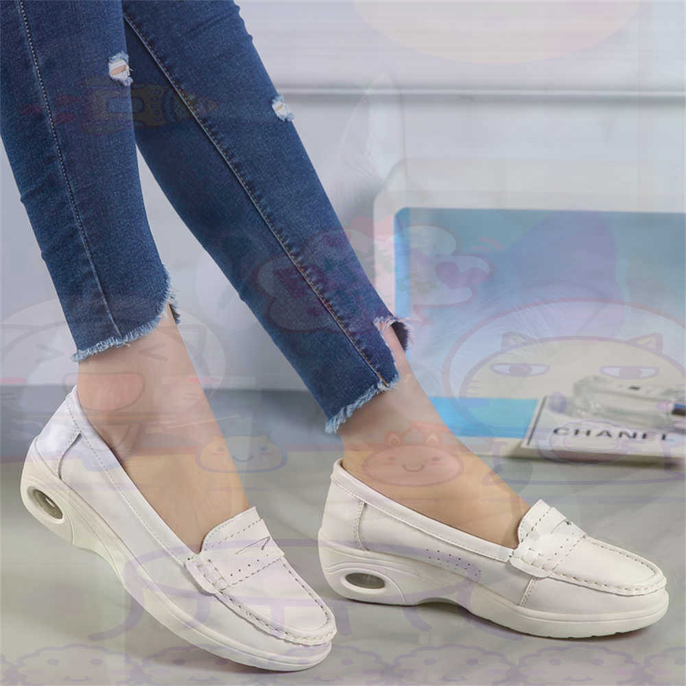 소프트 슬립 온 여성 대형 신발 워킹 테니스 스케이트  - Travel Accessories For Young Women 리뷰 및 가격